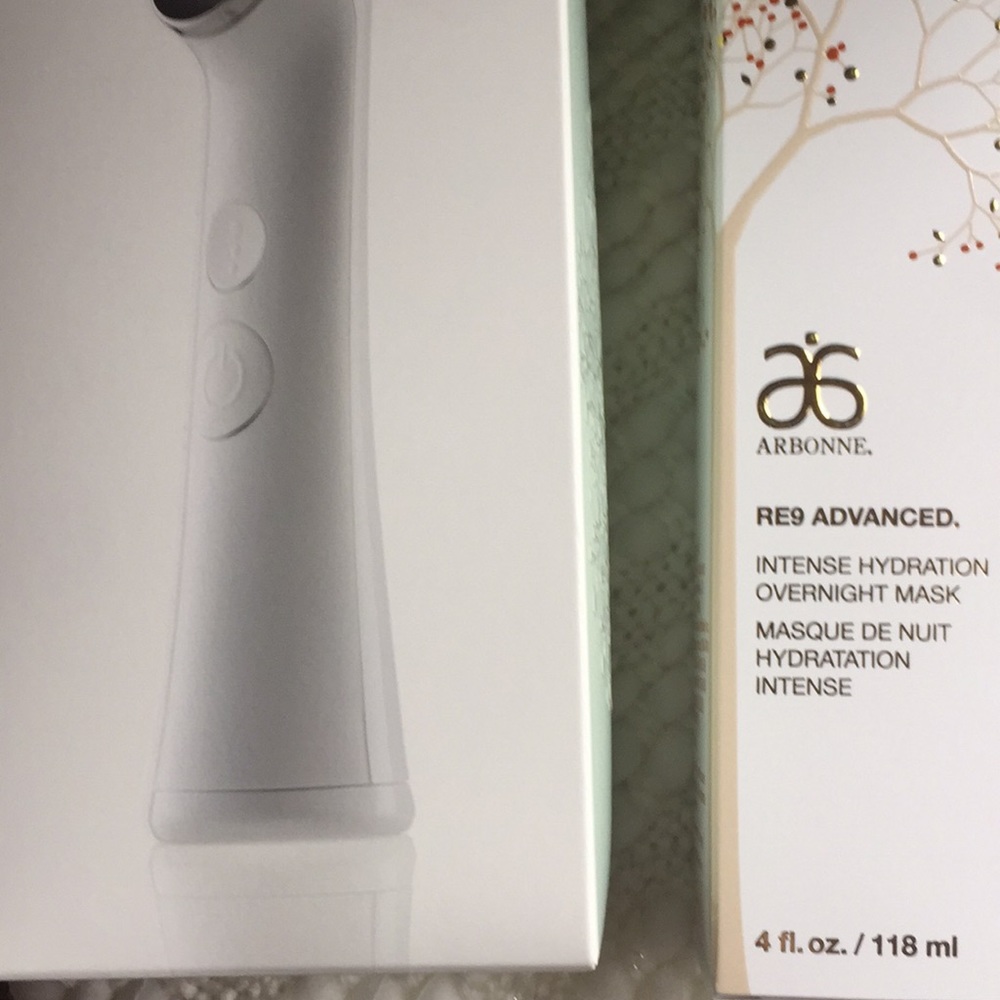 🌷SOLD: Arbonne Intelligence Genius Wand🌷